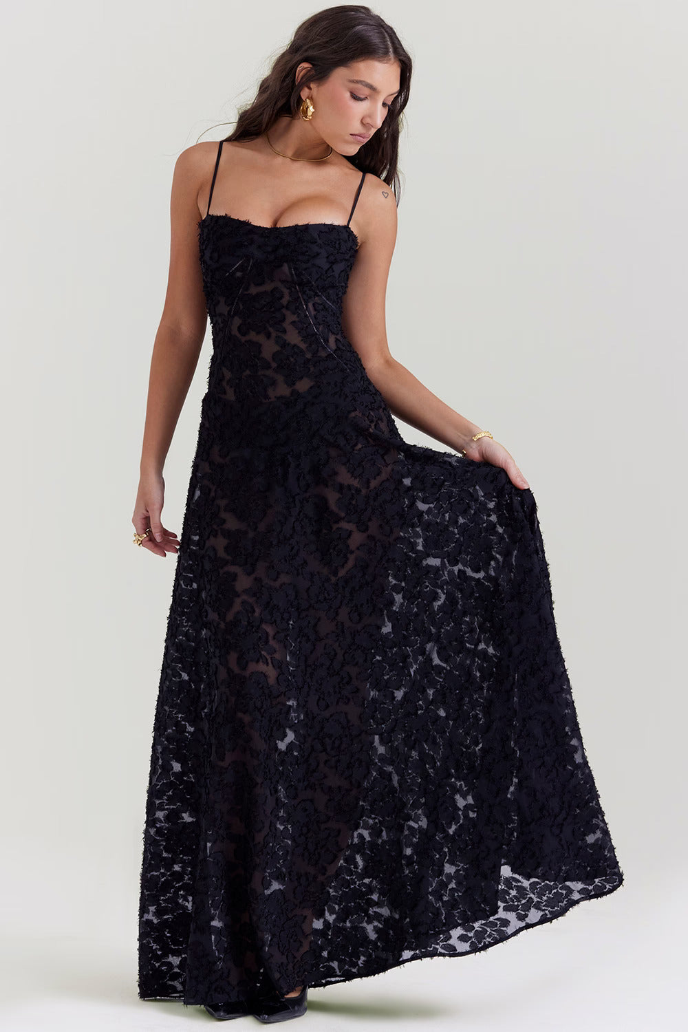 Inaya | Transparent Dress & Dark Elegance - Novela New York