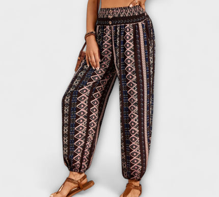 Scarlett - Pants with Ethnic Graphic - Novela New York