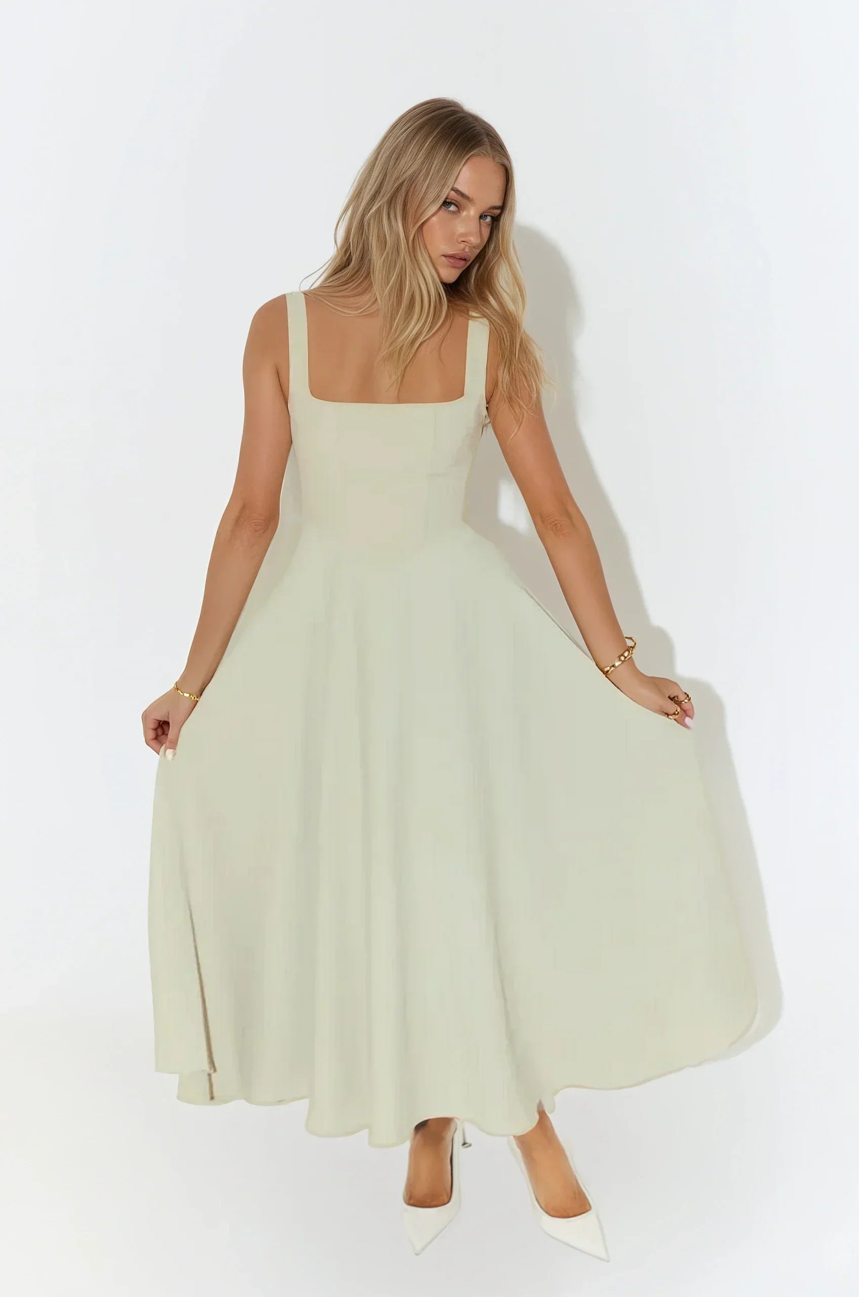 Lilou | Pure Dress & Natural Elegance - Novela New York