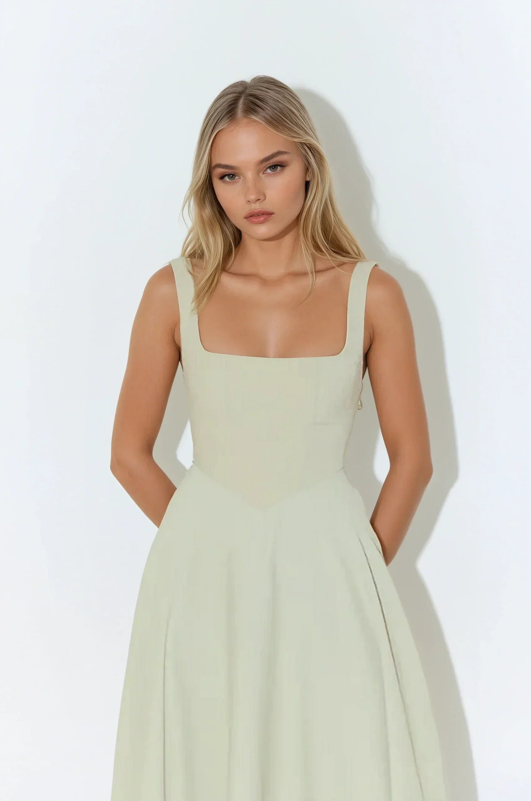 Lilou | Pure Dress & Natural Elegance - Novela New York