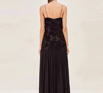 Liora | Black Dress & Floral Grace - Novela New York