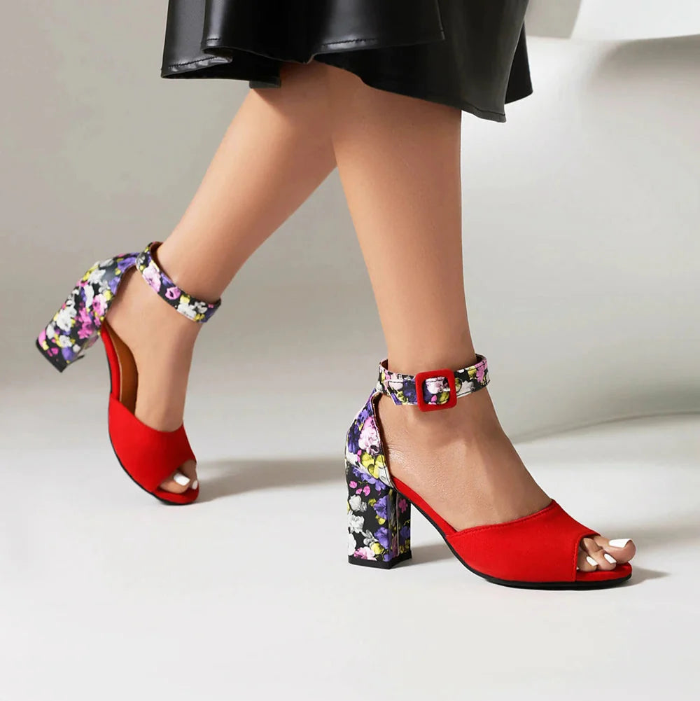 Fioretta - Square Heel Sandals - Novela New York