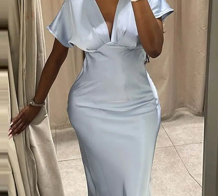 Lina | Elegant V-Neck Satin Dress - Novela New York