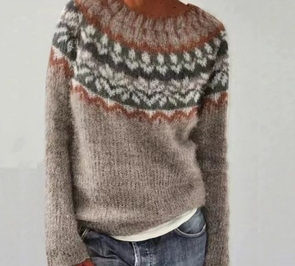 Chloe | Cozy Retro Sweater - Novela New York