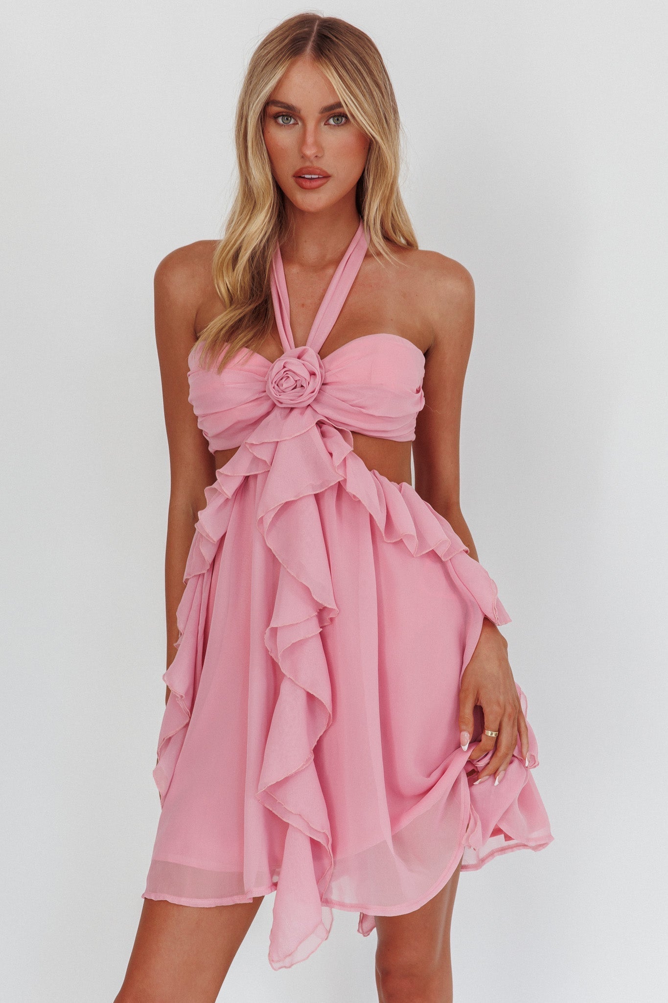 Maddie | Flared Dress & Heartfelt Charm - Novela New York
