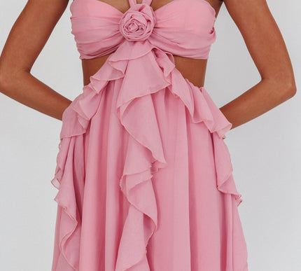 Maddie | Flared Dress & Heartfelt Charm - Novela New York