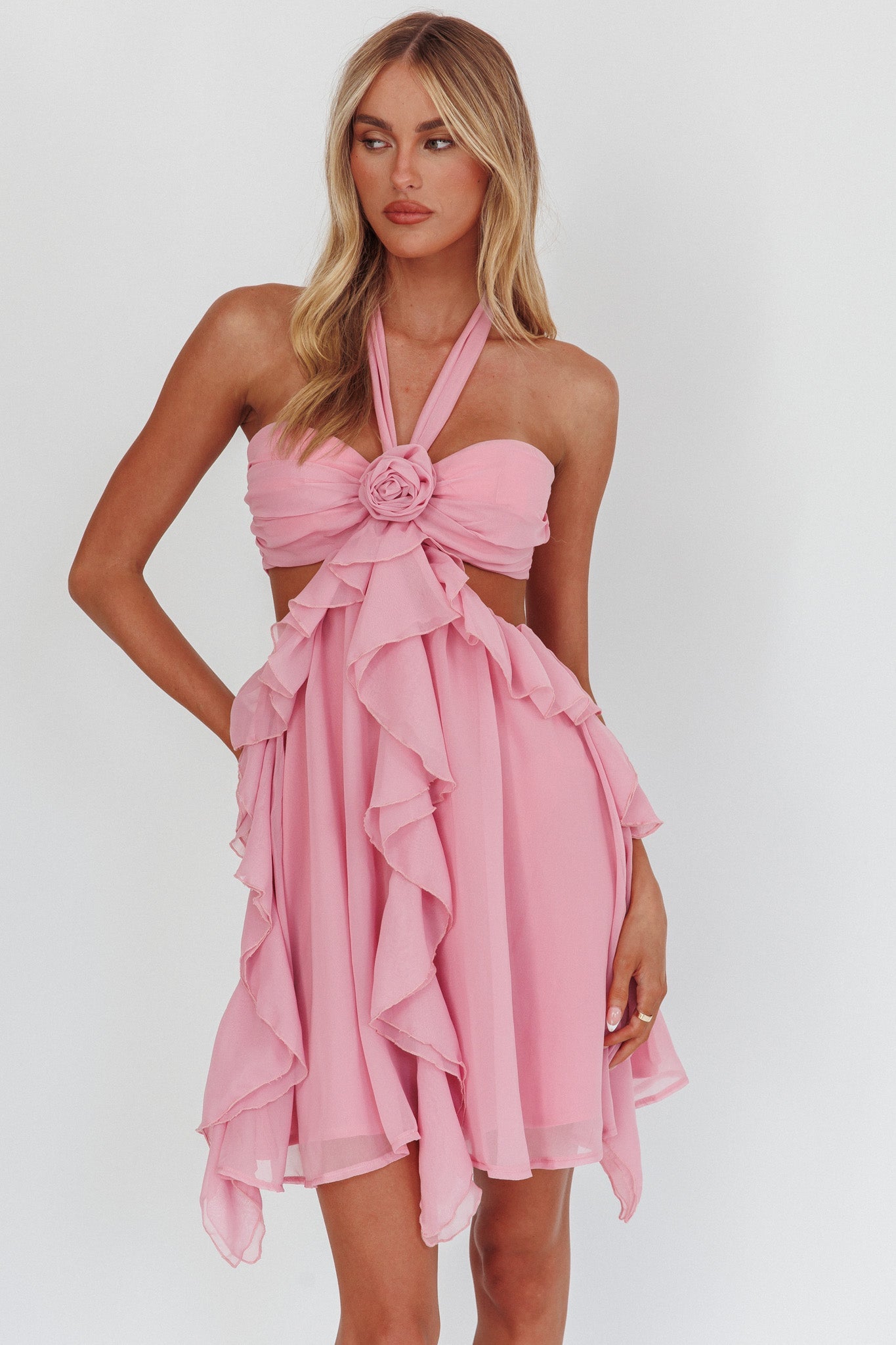 Maddie | Flared Dress & Heartfelt Charm - Novela New York