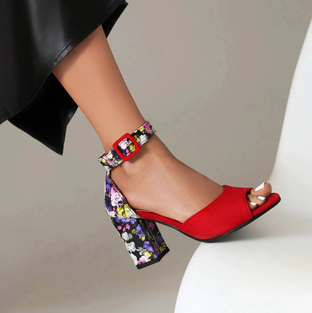 Fioretta - Square Heel Sandals - Novela New York