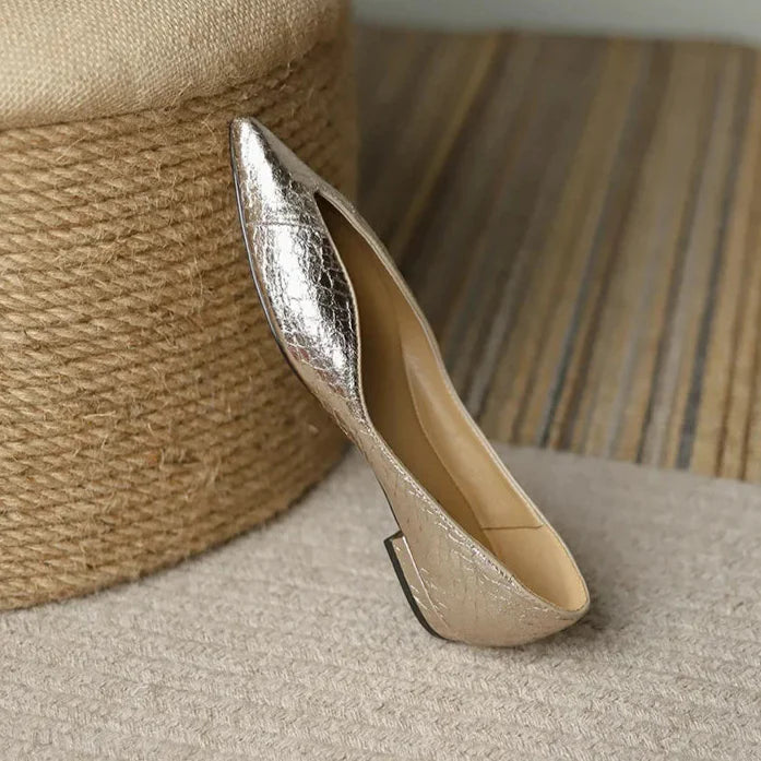 Milara - Pointed Leather Flats - Novela New York