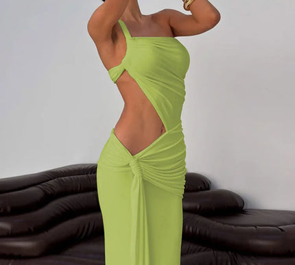 Zelina | Bold Dress & Magnetic Appeal - Novela New York