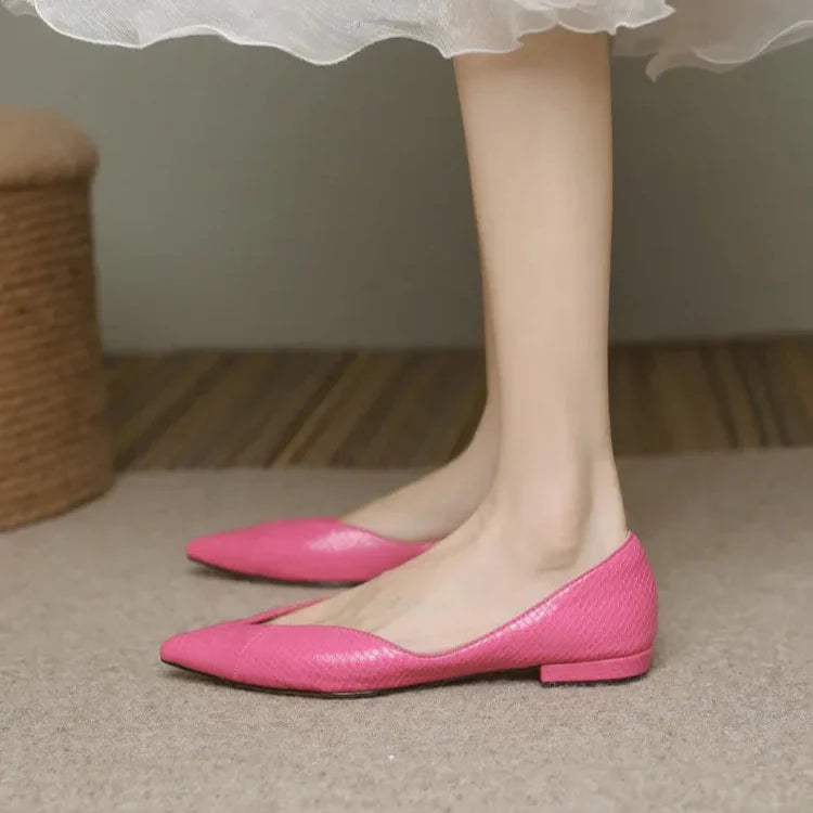 Milara - Pointed Leather Flats - Novela New York