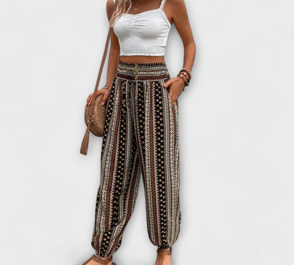Scarlett - Pants with Ethnic Graphic - Novela New York