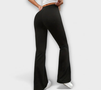 Serena - Relaxed Pants with Flared Leg - Novela New York