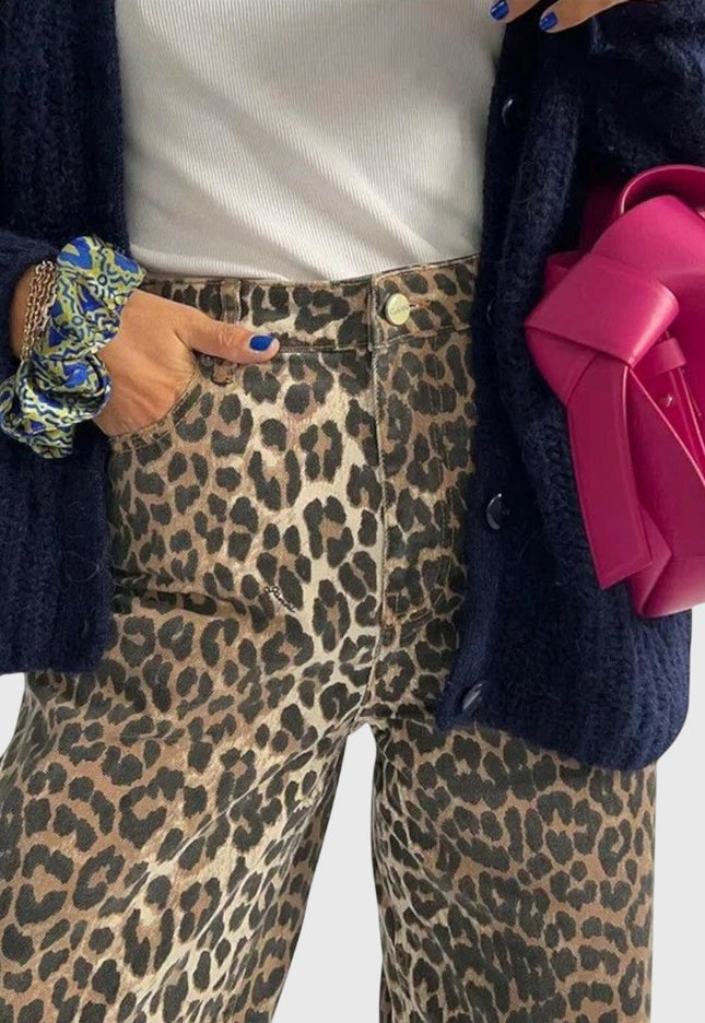 Chandra - Vintage Jeans with Leopard Print - Novela New York