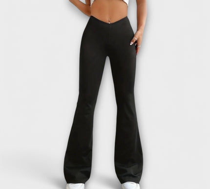 Serena - Relaxed Pants with Flared Leg - Novela New York