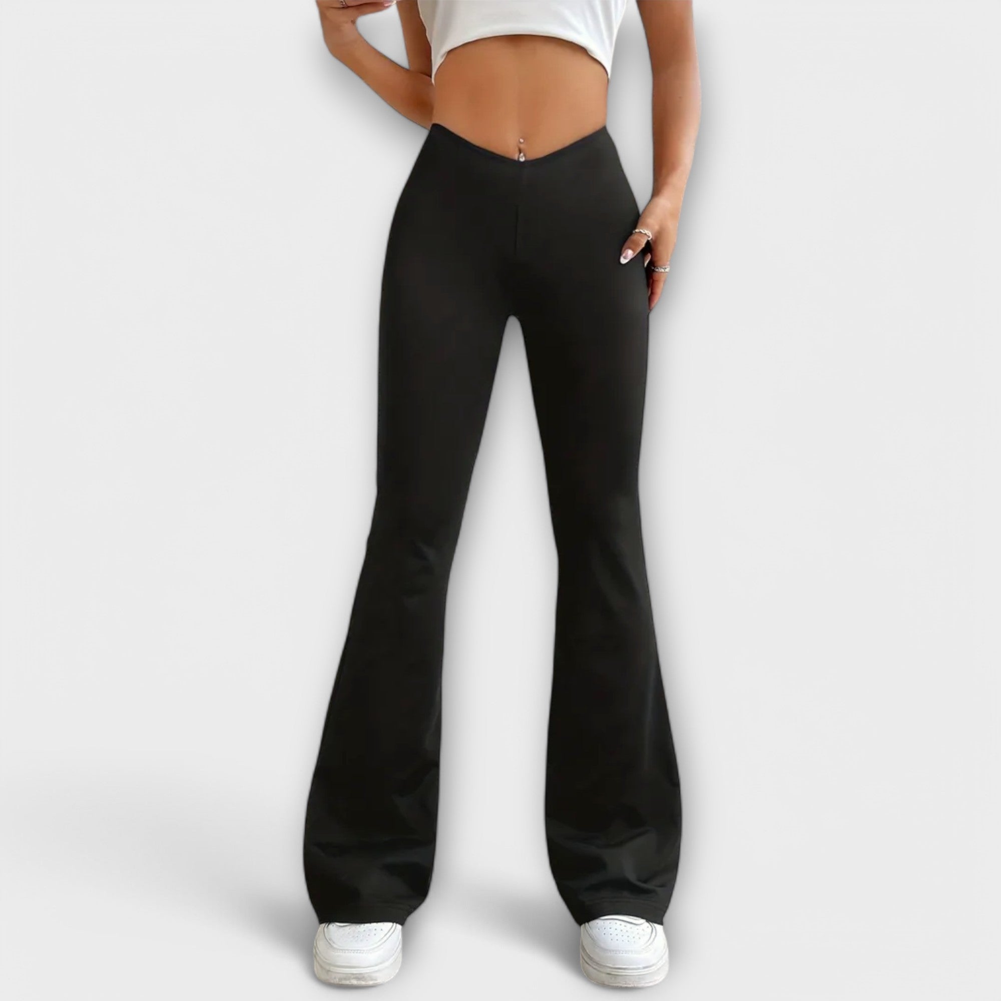 Serena - Relaxed Pants with Flared Leg - Novela New York