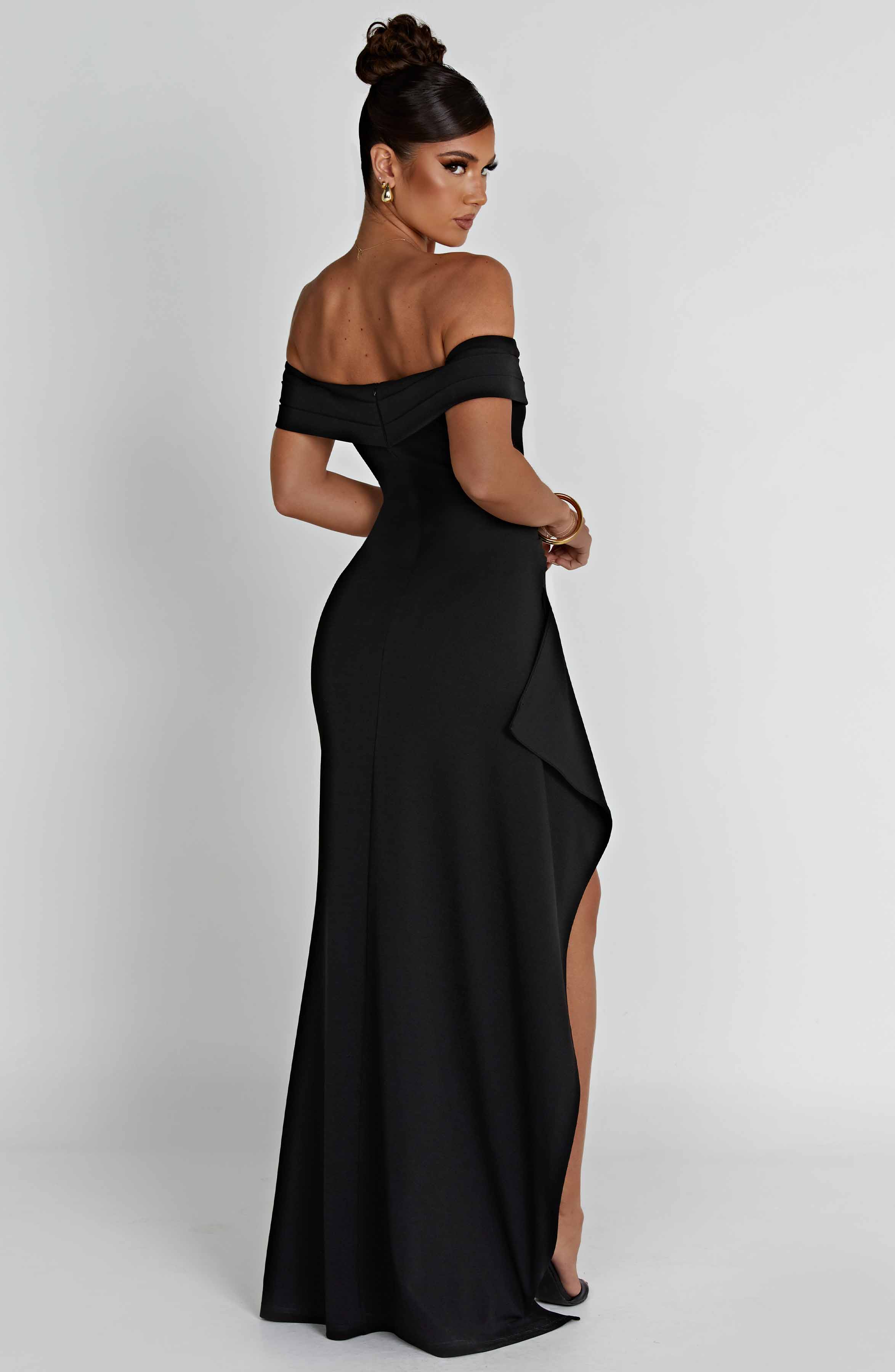 Joyce | Chic & Flattering Maxi Dress - Novela New York