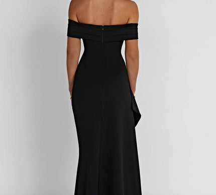 Joyce | Chic & Flattering Maxi Dress - Novela New York
