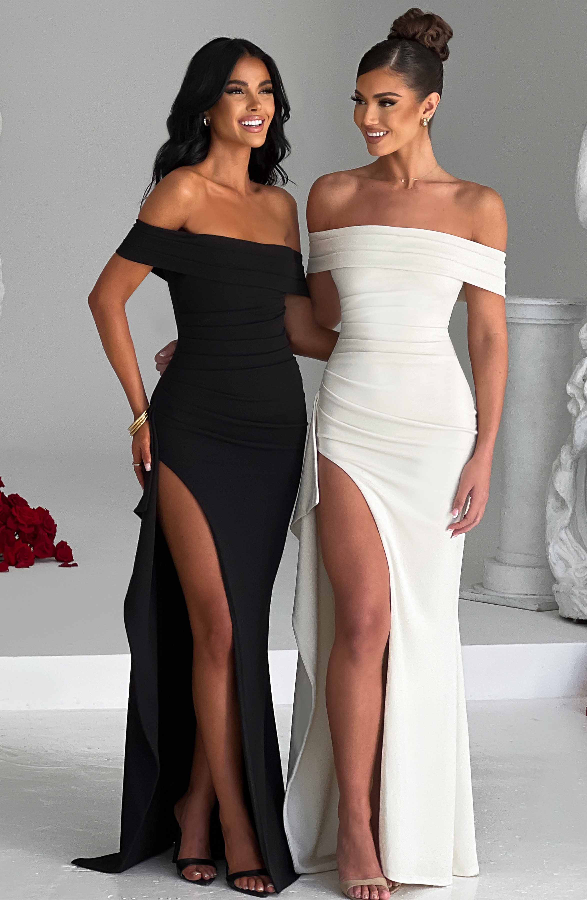 Joyce | Chic & Flattering Maxi Dress - Novela New York