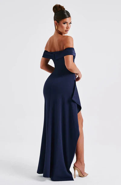 Joyce | Chic & Flattering Maxi Dress - Novela New York