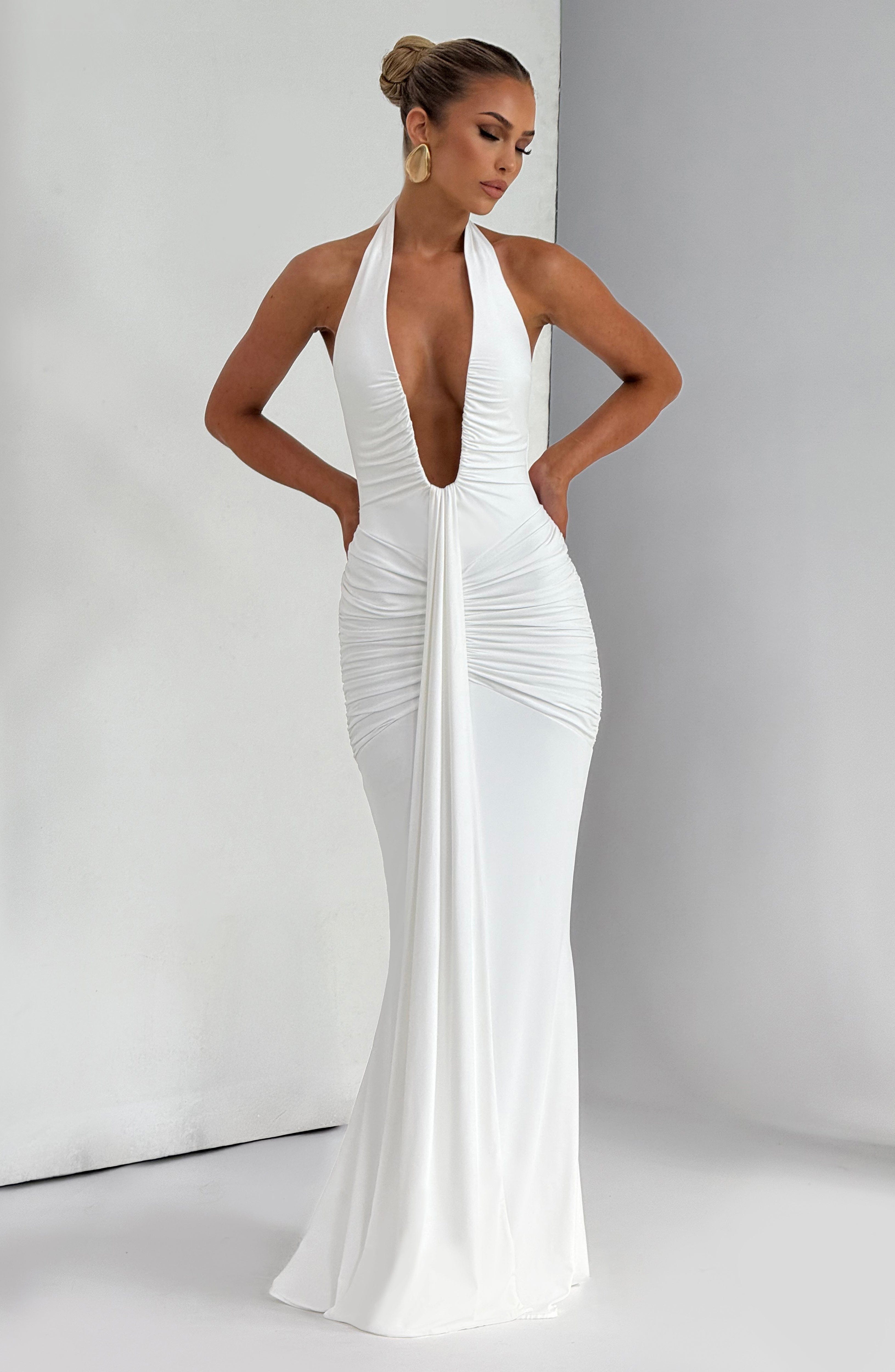 Rosetta | Mermaid Dress & Bold Décolleté - Novela New York